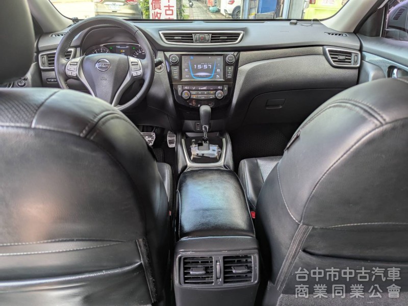 2016款一手車.認證車.只跑89000公里.頂級滿配