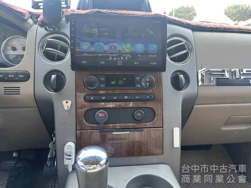 2004年 福特 F150 5.4cc 汽油