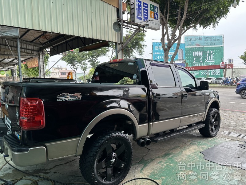 2004年 福特 F150 5.4cc 汽油