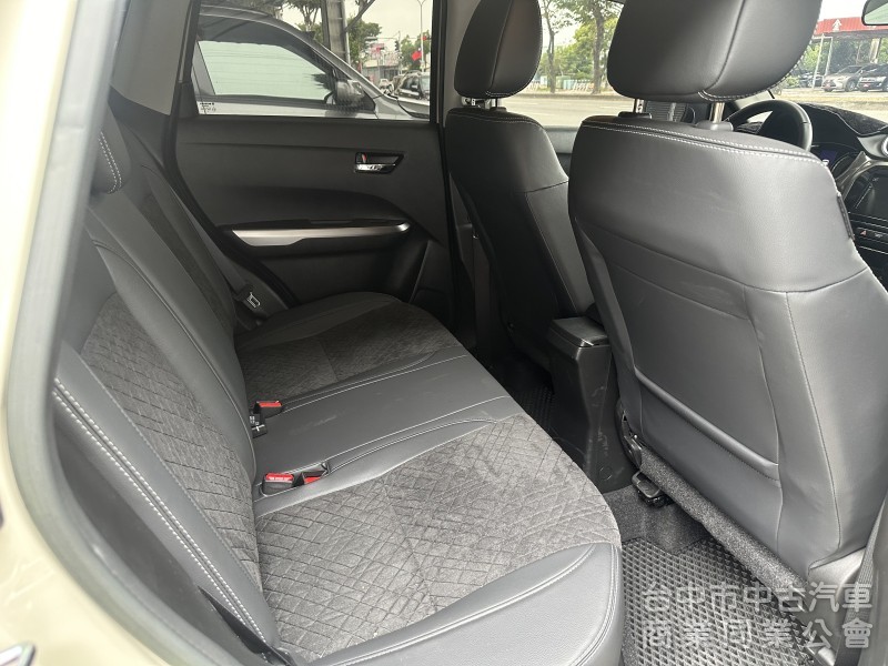 2023年 Vitara 1.4cc 四輪傳動