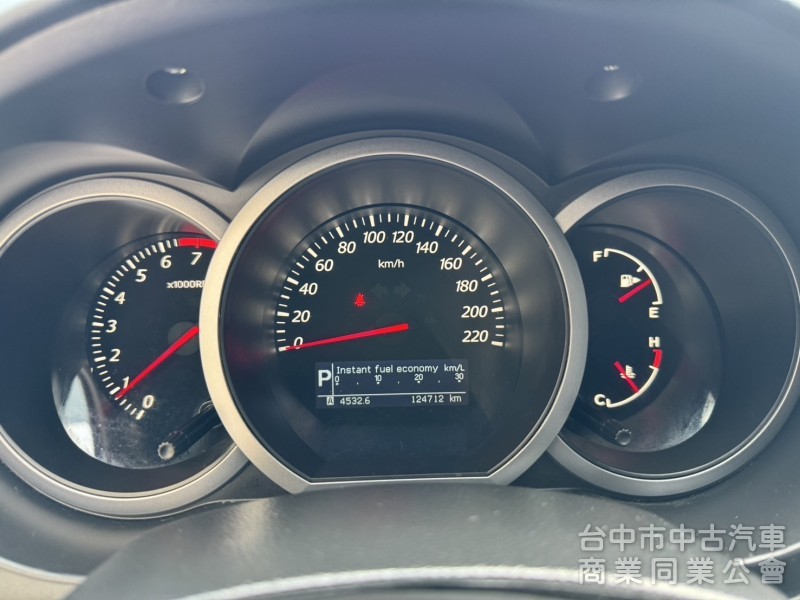 2015年Suzuki Vitara Jp 2.4cc 四輪傳動