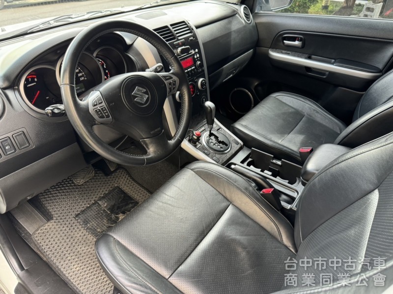 2015年Suzuki Vitara Jp 2.4cc 四輪傳動