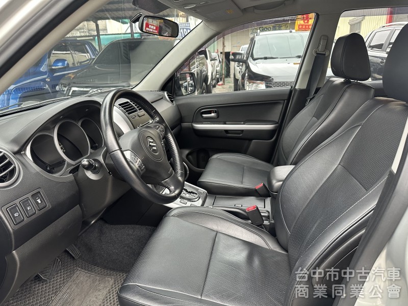 2015年 Suzuki grand Vitara Jp 2.4 四輪傳動 