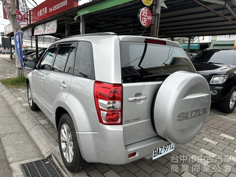 2015年 Suzuki grand Vitara Jp 2.4 四輪傳動 