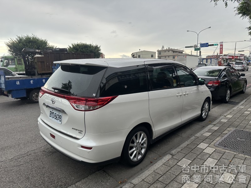 2019年 Previa 2.4cc 頂級 天窗 雙滑門