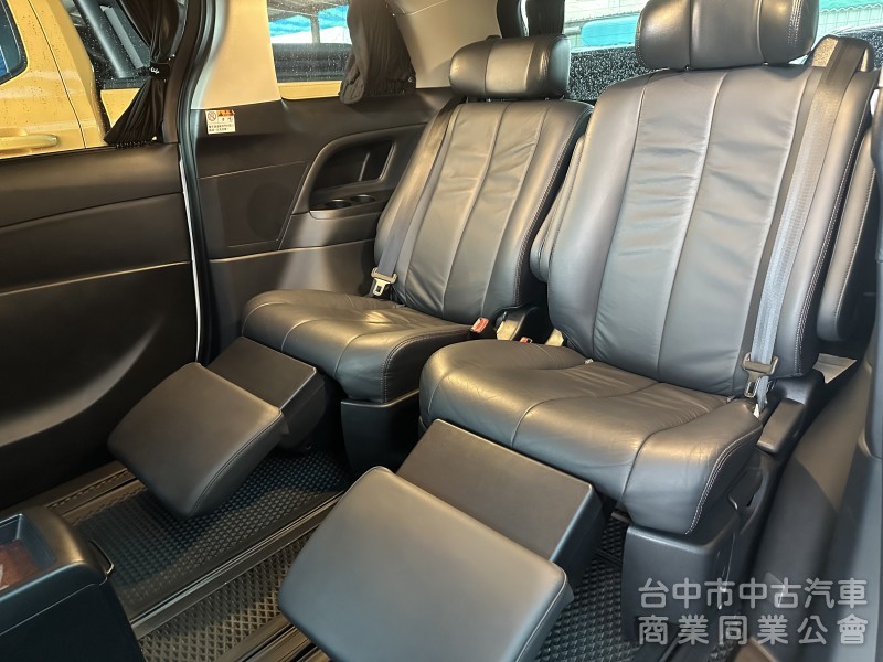2019年 Previa 2.4cc 頂級 天窗 雙滑門