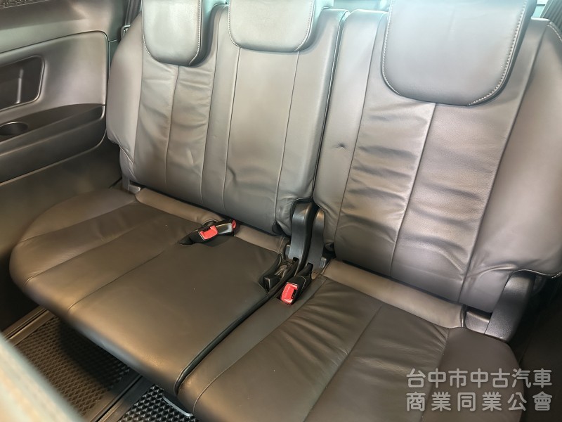 2019年 Previa 2.4cc 頂級 天窗 雙滑門