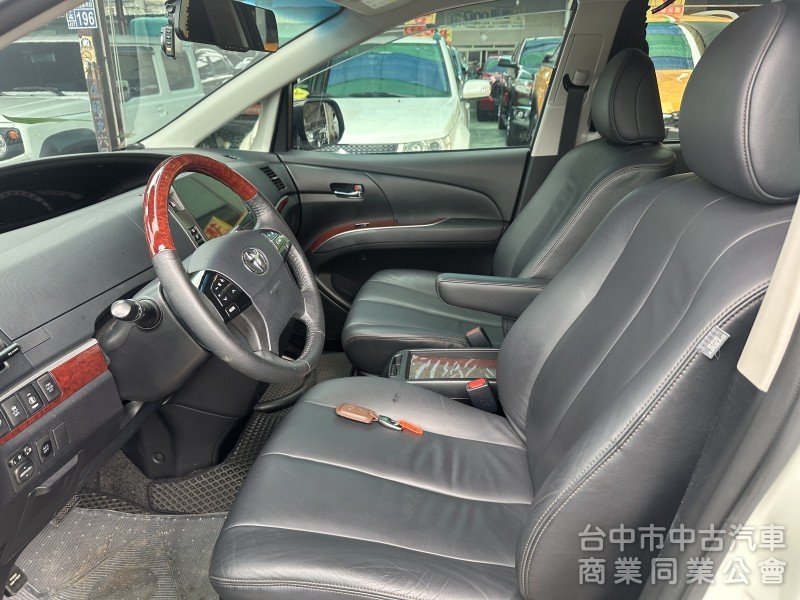2019年 Previa 2.4cc 頂級 天窗 雙滑門