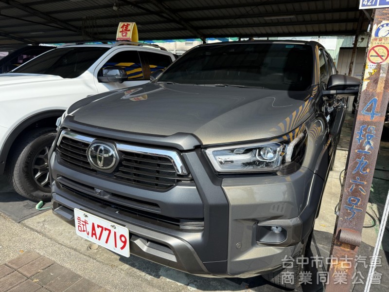 2023年領牌 跑2萬公里 海力士 Hilux 2.8cc