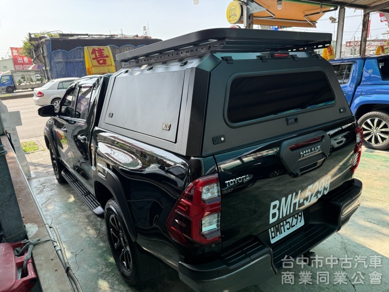 2021年跑4萬km Hilux 2.8cc 雙廂式 廂式 員通