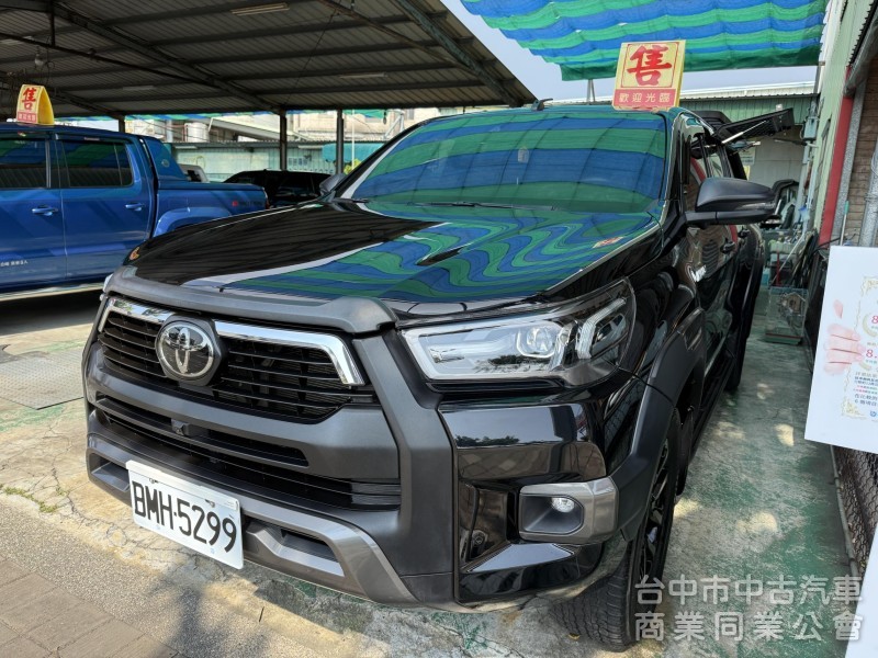 2021年跑4萬km Hilux 2.8cc 雙廂式 廂式 員通