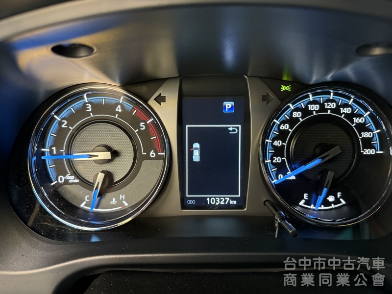 Hilux 四輪傳動 2024年 跑1萬公里