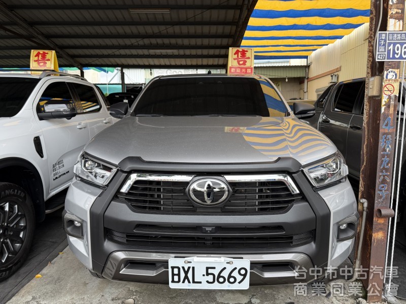 Hilux 四輪傳動 2024年 跑1萬公里