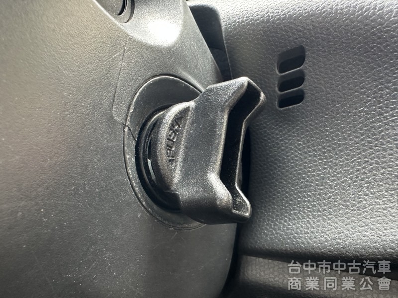 2006 Suzuki Swift GLX 原鈑件