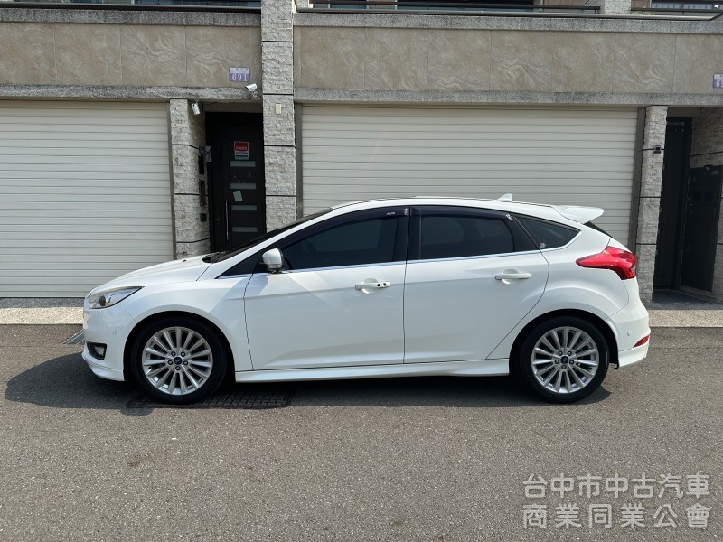 2017 Ford Focus 5D EciBoost 1.5L 運動版 原鈑件 原廠保養 實跑6萬6