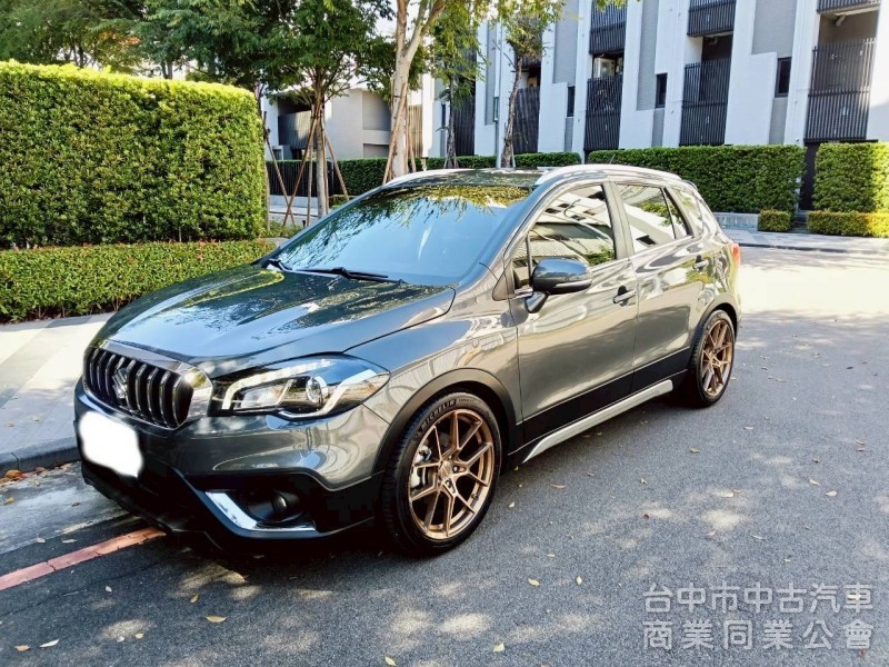 2019 Suzuki SX4 1.4T LED 頭燈 原廠保養