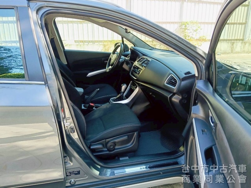 2019 Suzuki SX4 1.4T LED 頭燈 原廠保養