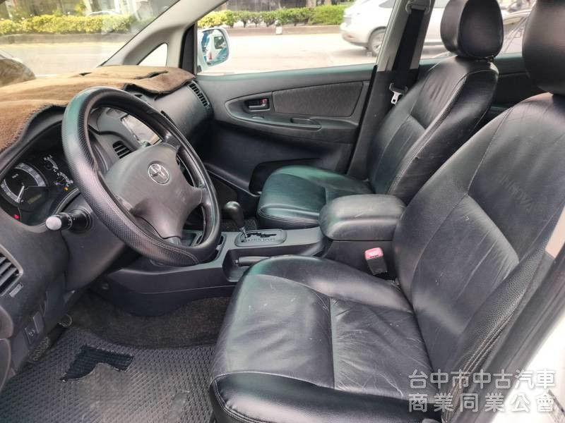 12豐田INNOVA英諾瓦2.0CC