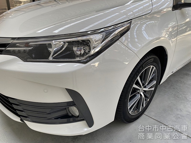 TOYOTA(豐田)ALTIS 1.8 盲點 定速 倒顯