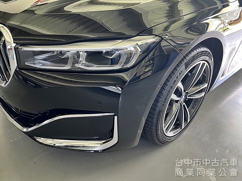 BMW(寶馬) 730i 原漆 原版件 盲點 衛星導航 環景