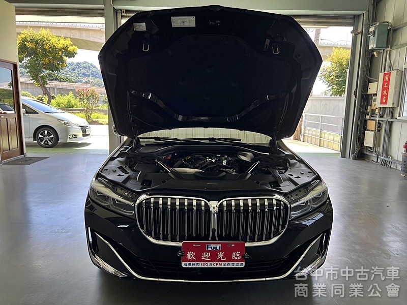 BMW(寶馬) 730i 原漆 原版件 盲點 衛星導航 環景