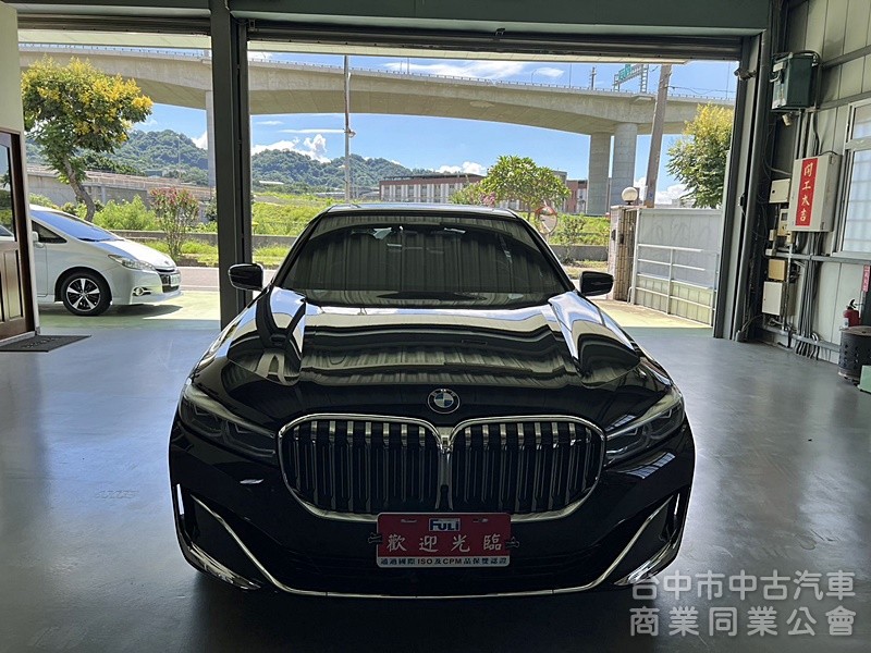 BMW(寶馬) 730i 原漆 原版件 盲點 衛星導航 環景