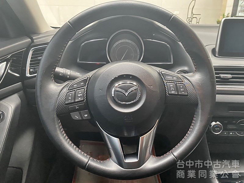 MAZDA(馬自達)MAZDA3 2.0 頂級 IKEY