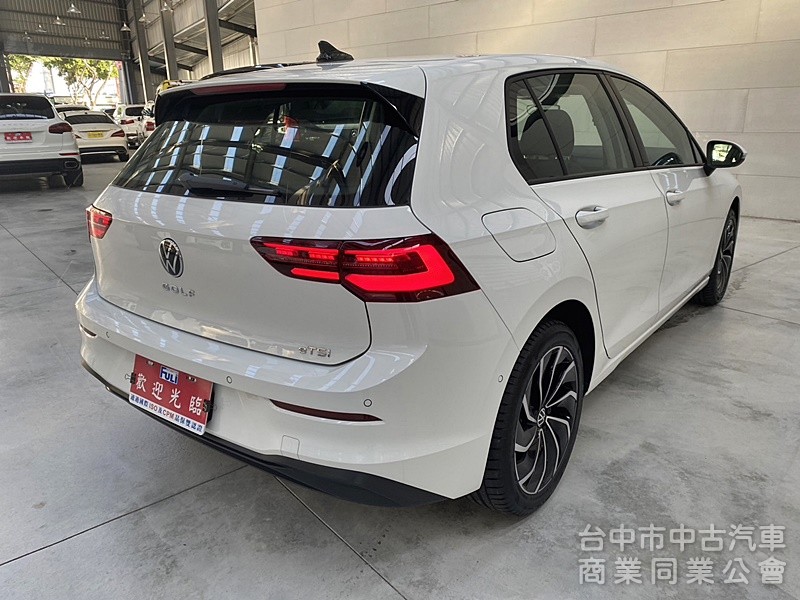 VOLKSWAGEN(福斯)GOLF etsl 1.5 輕油電 新車保固