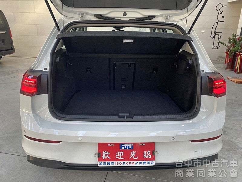 VOLKSWAGEN(福斯)GOLF etsl 1.5 輕油電 新車保固