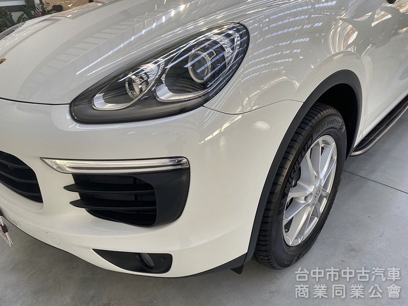 PORSCHE(保時捷)CAYENNE