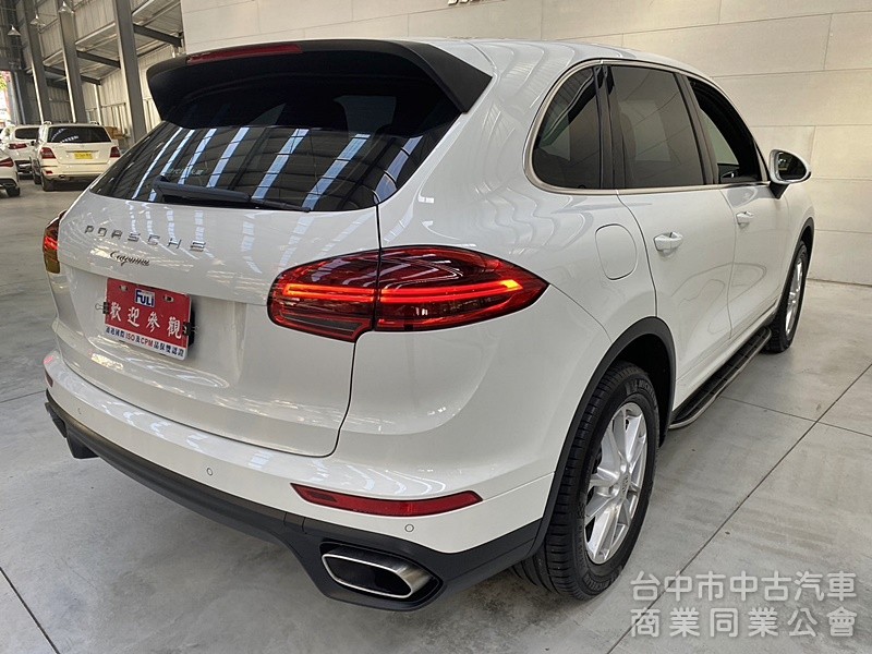 PORSCHE(保時捷)CAYENNE